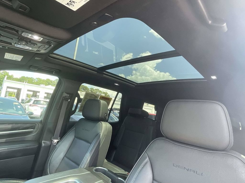 Used 2023 GMC Yukon Denali AWD/4WD image 23