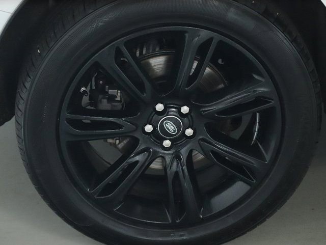 Used 2019 Land Rover Range Rover Velar S image 42