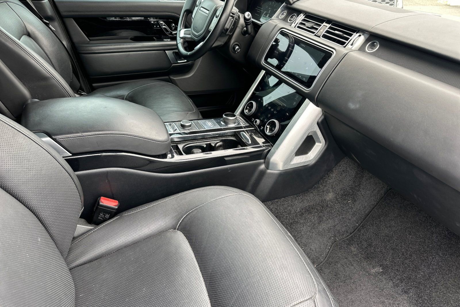 Used 2019 Land Rover Range Rover Supercharged AWD/4WD image 18