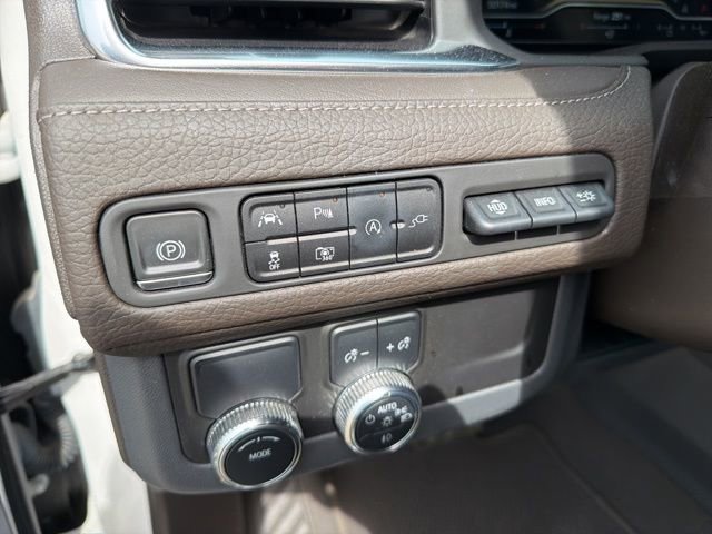 Used 2022 GMC Yukon Denali image 12