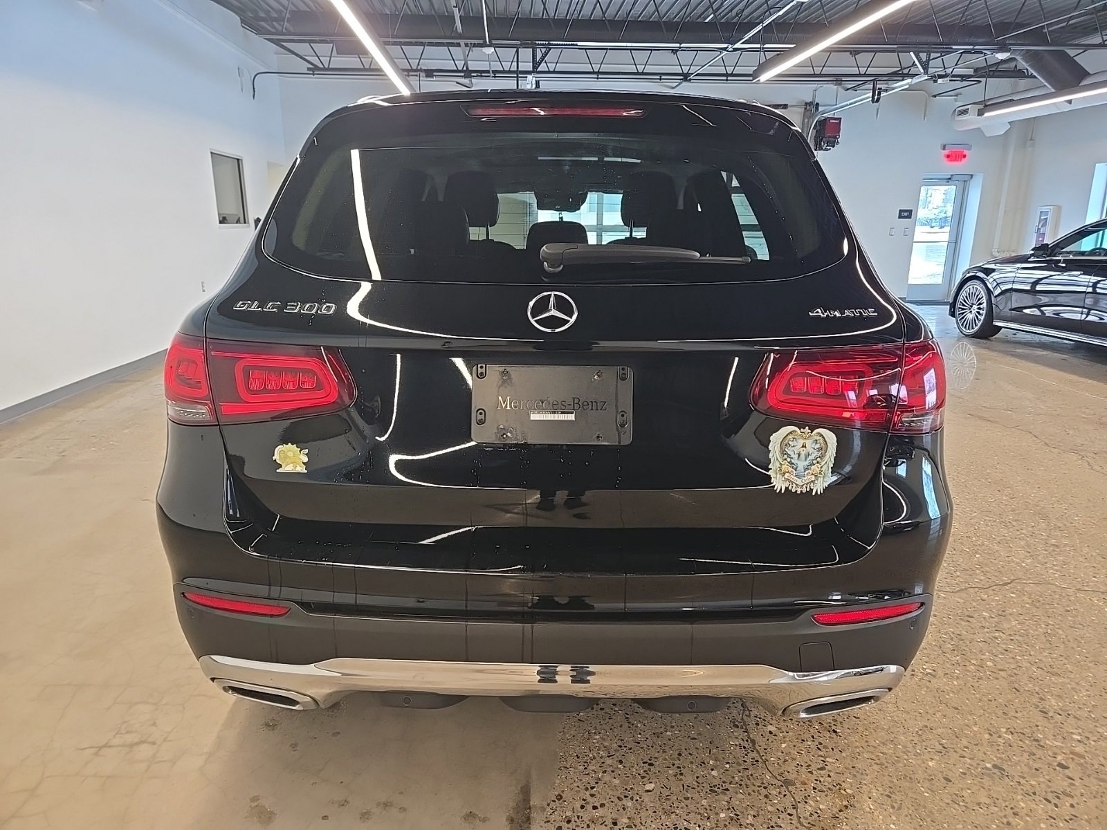 Used 2021 Mercedes-Benz GLC 300 4MATIC image 4