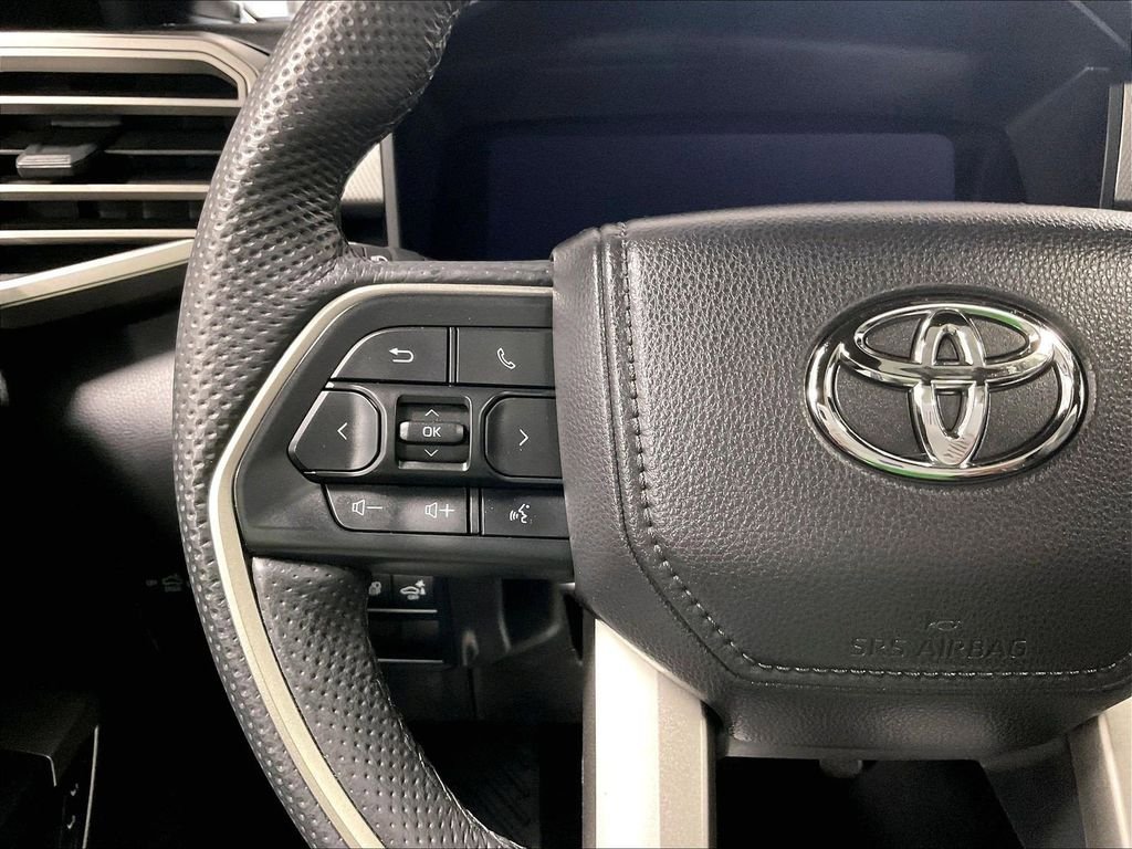 Used 2025 Toyota Tundra Limited AWD/4WD image 23