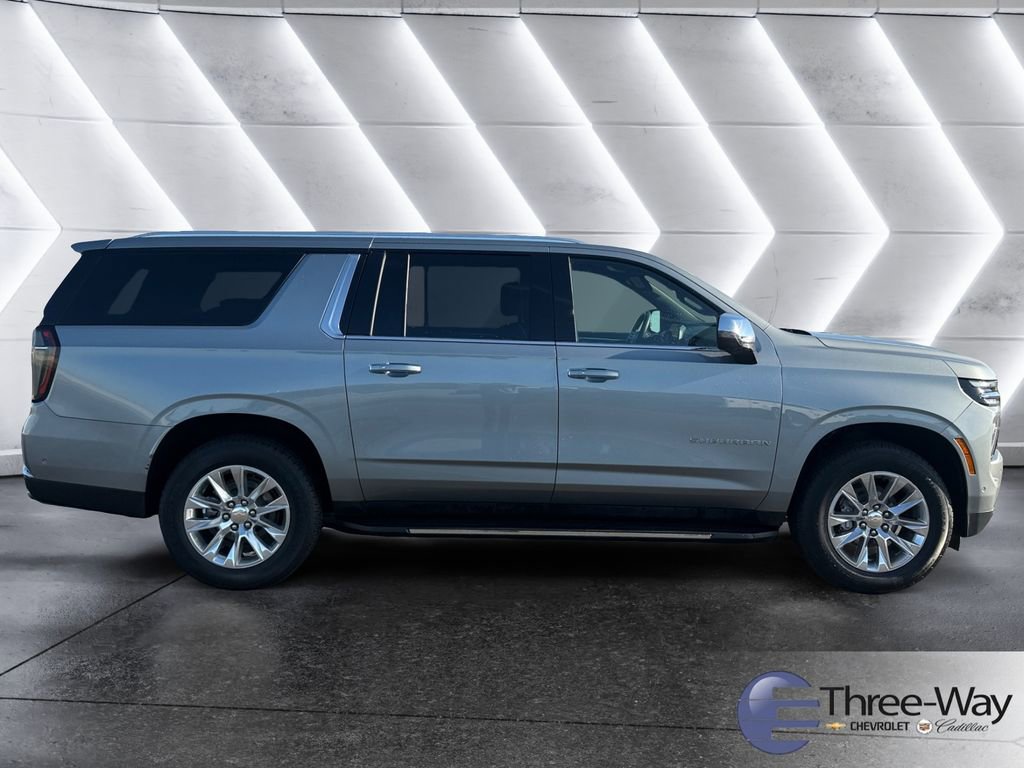Certified 2025 Chevrolet Suburban Premier RWD image 6