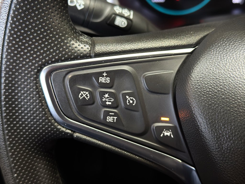 Used 2025 Chevrolet Malibu LT image 22