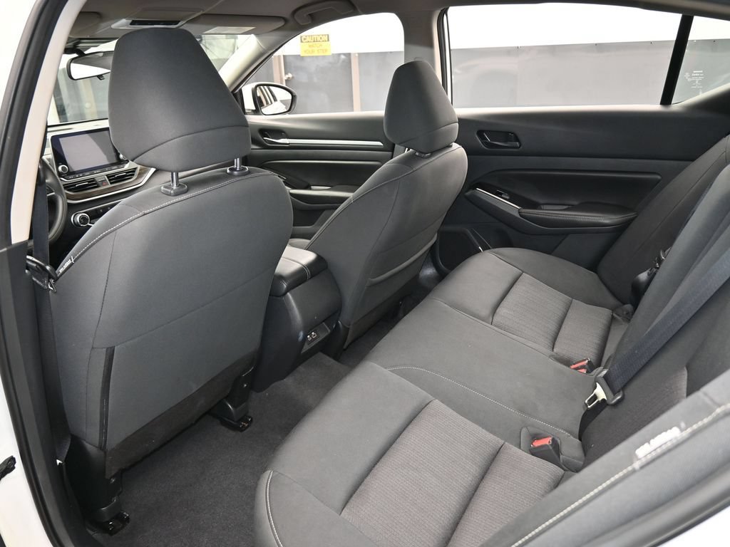 Used 2023 Nissan Altima 2.5 SV FWD image 35