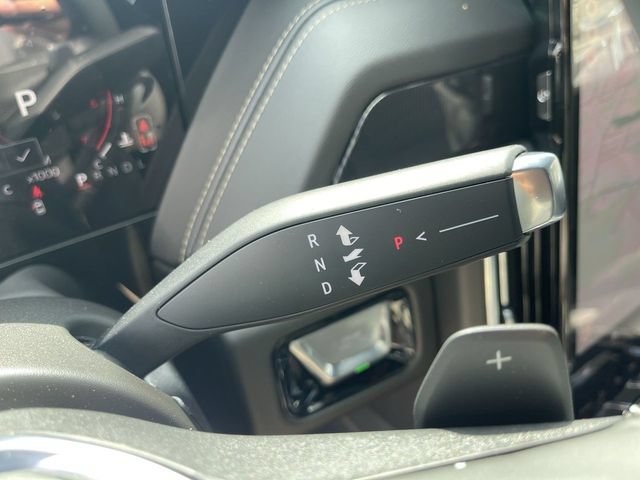 New 2026 GMC Yukon XL Elevation w/ Elevation Premium Package AWD/4WD image 20