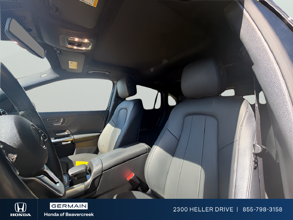 Used 2021 Mercedes-Benz GLA 250 4MATIC w/ Premium Package image 13