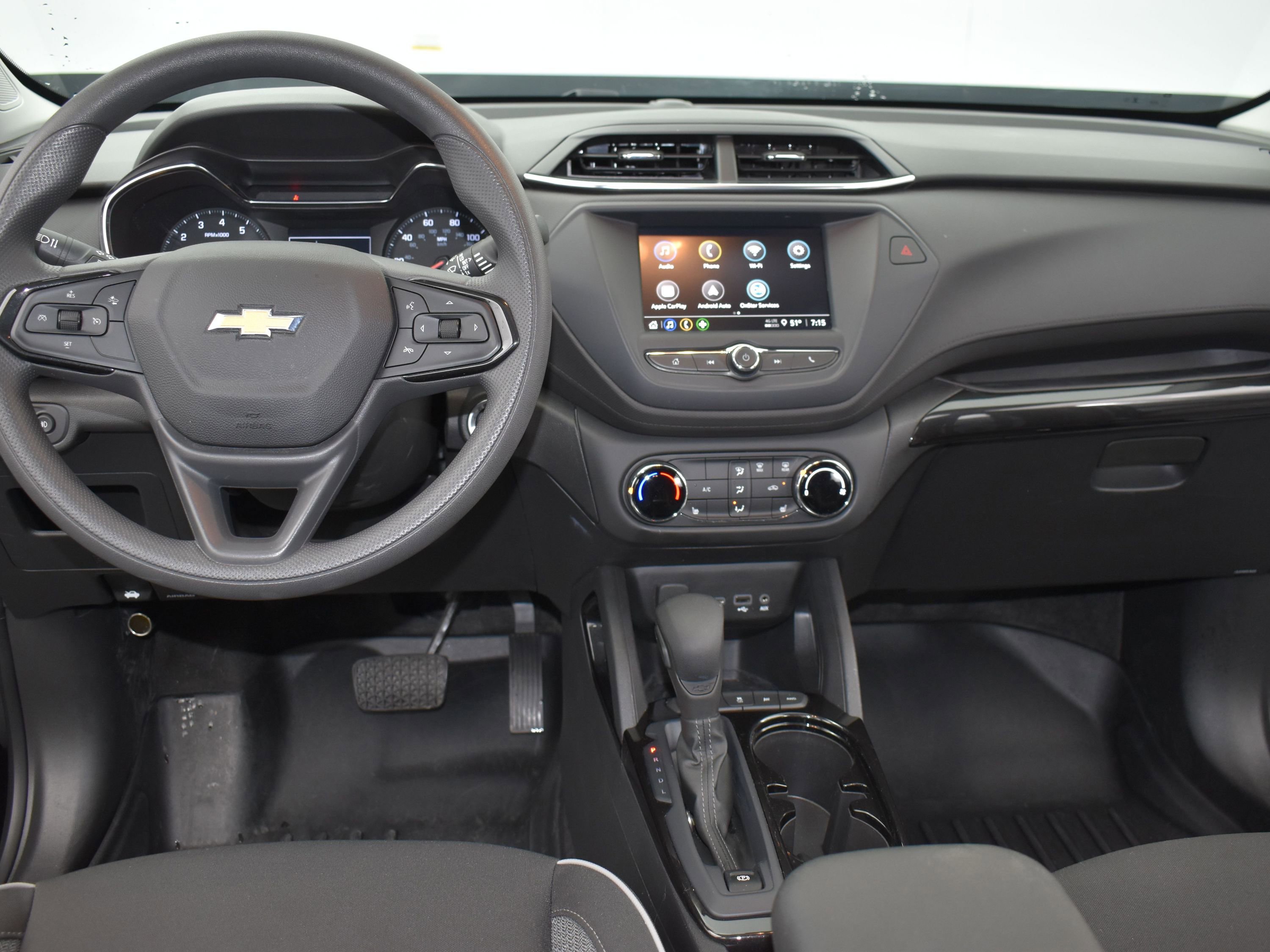 Used 2022 Chevrolet TrailBlazer LT AWD/4WD image 19