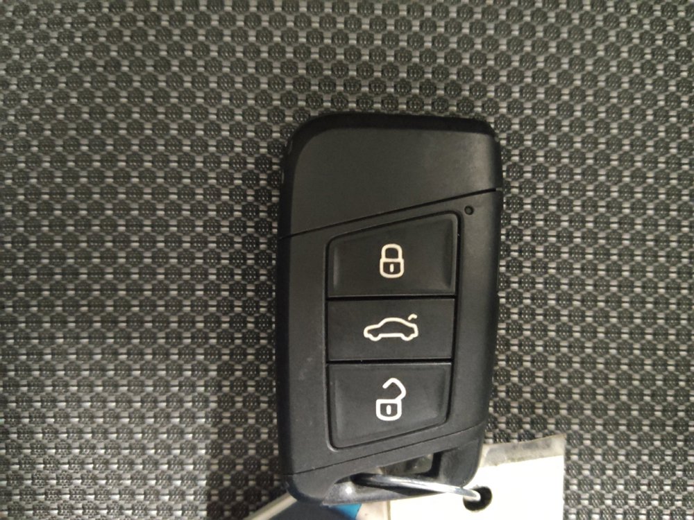 Used 2022 Volkswagen Taos S image 32