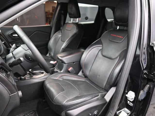 Used 2021 Jeep Cherokee Trailhawk w/ Premium Leather Package image 19