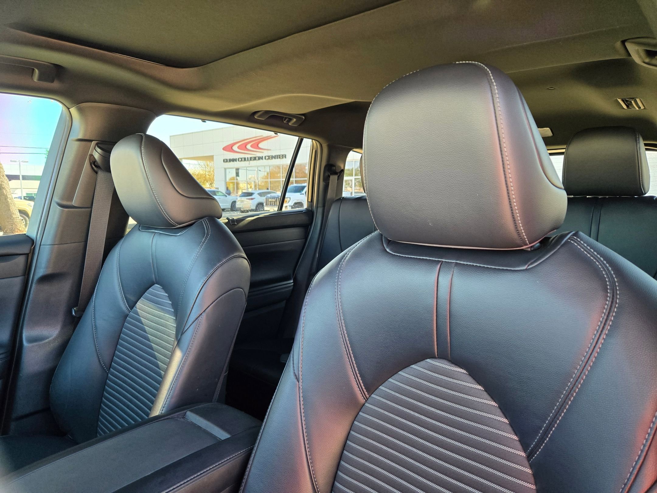 Used 2024 Toyota Highlander XSE image 13