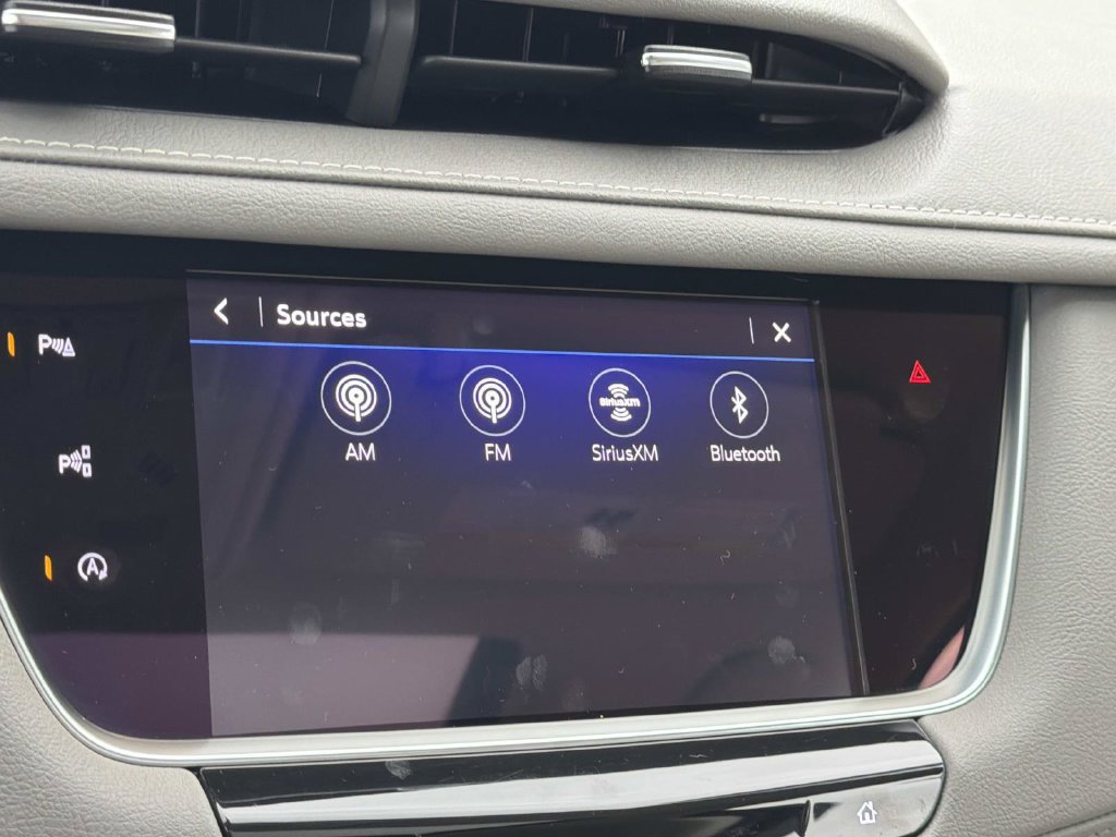 Used 2024 Cadillac XT5 Premium Luxury w/ Technology Package FWD image 28