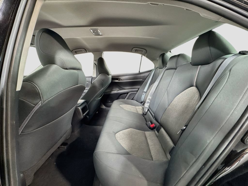 Used 2023 Toyota Camry LE FWD image 10