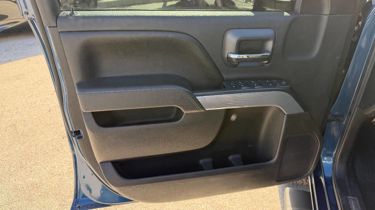Used 2016 Chevrolet Silverado 1500 LT AWD/4WD image 17