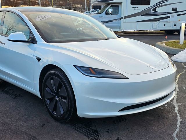 Used 2025 Tesla Model 3 Long Range image 2
