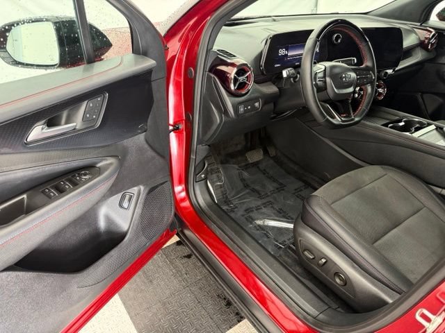 Used 2026 Chevrolet Blazer EV RS w/ Super Cruise Package AWD/4WD image 32