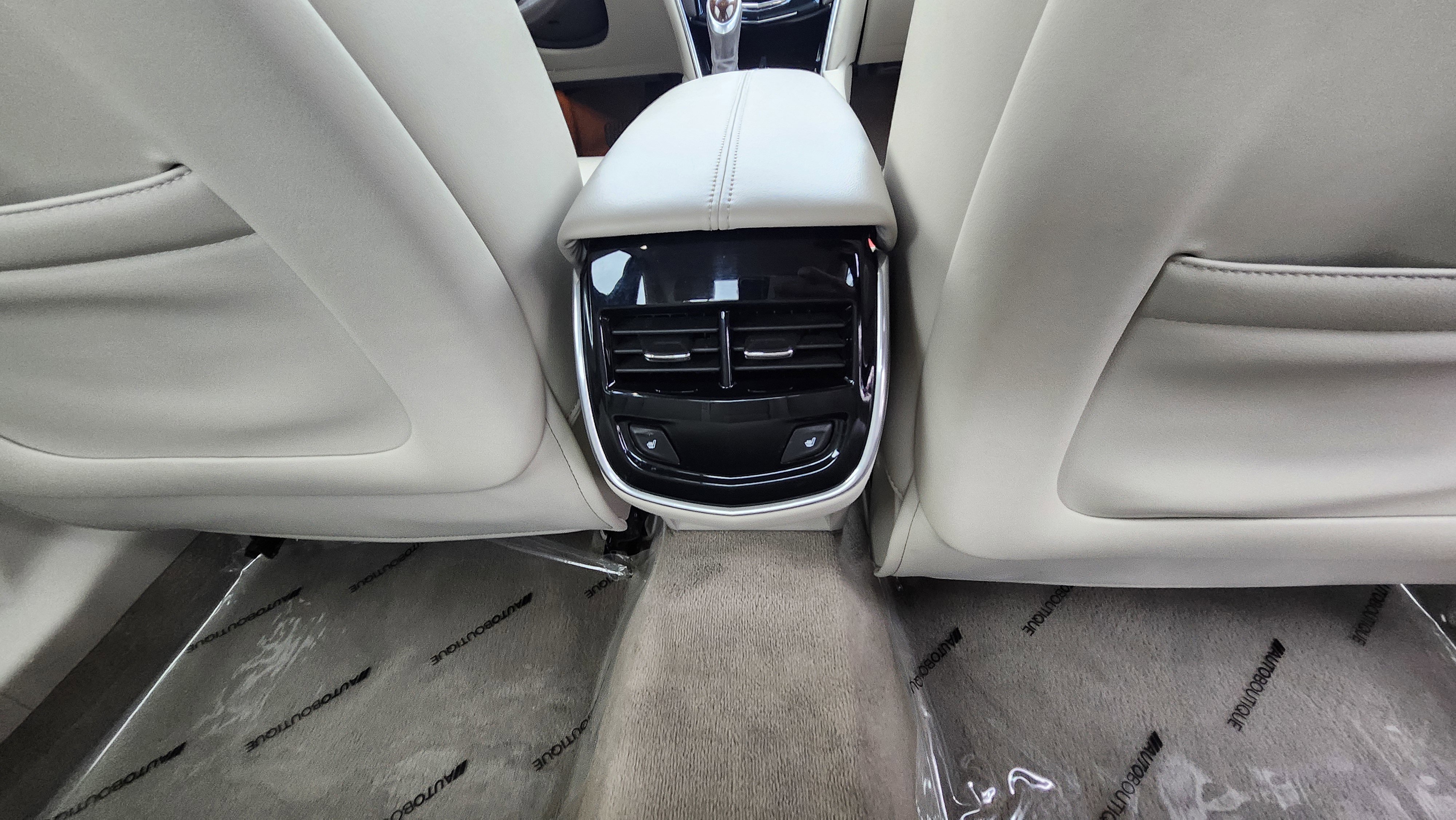 Used 2015 Cadillac XTS Luxury w/ Driver Awareness Package image 20