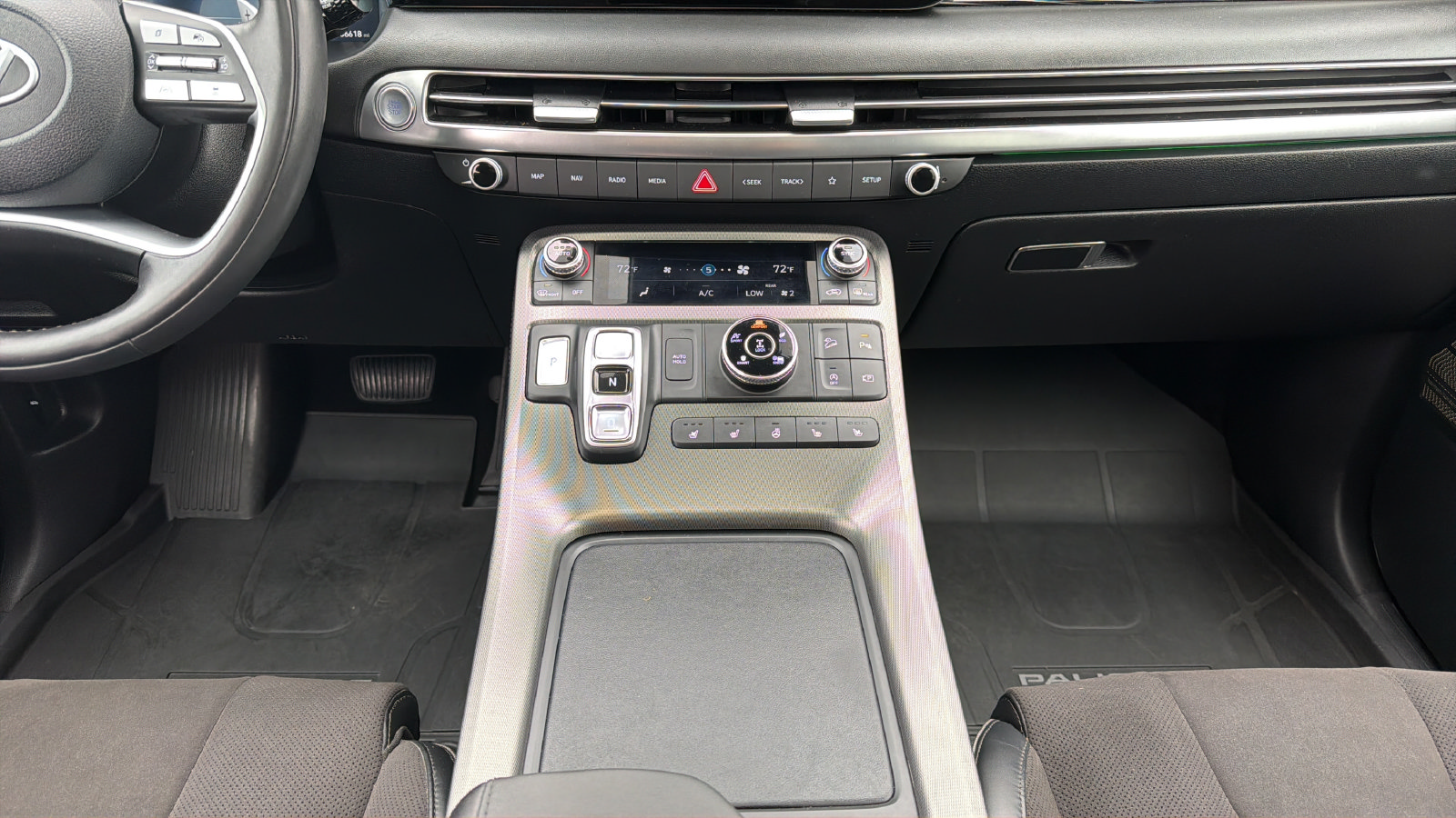 Used 2025 Hyundai Palisade Calligraphy AWD/4WD image 16