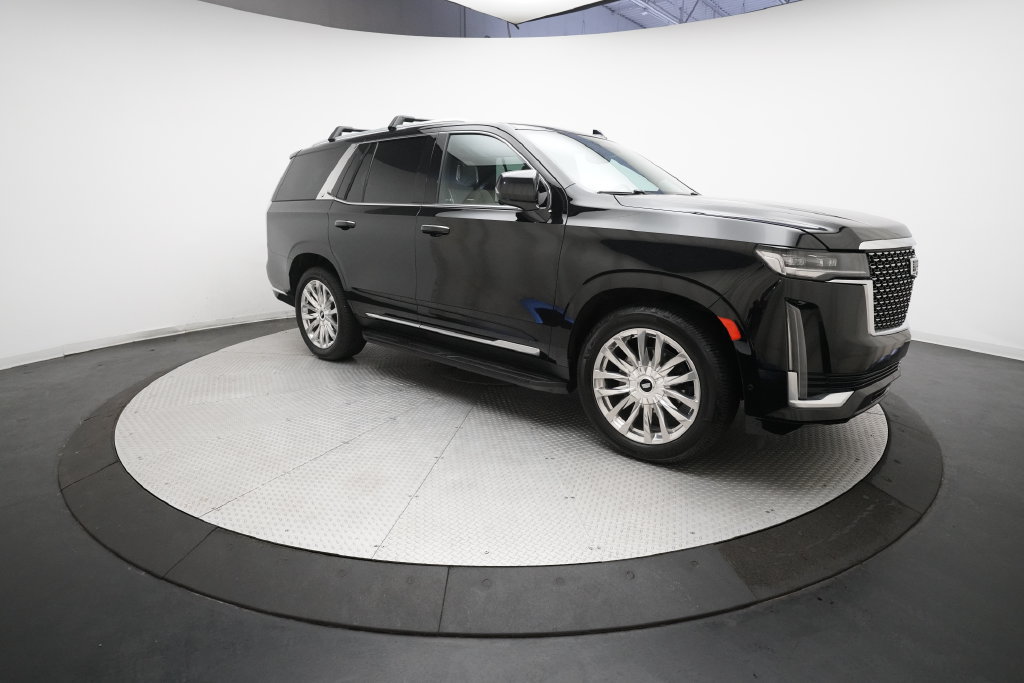 Used 2023 Cadillac Escalade Premium Luxury w/ Performance Package AWD/4WD image 34