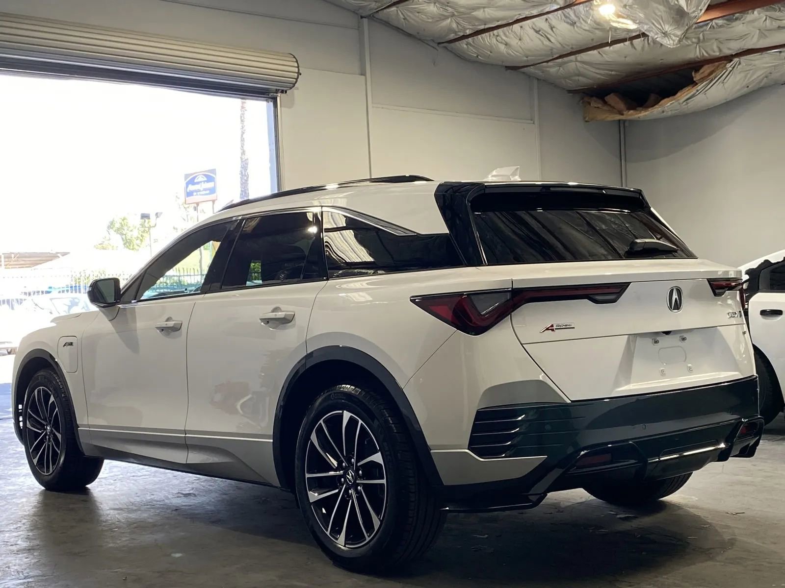 Used 2024 Acura ZDX A-Spec image 2