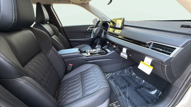 New 2026 Mitsubishi Outlander SEL AWD/4WD image 23