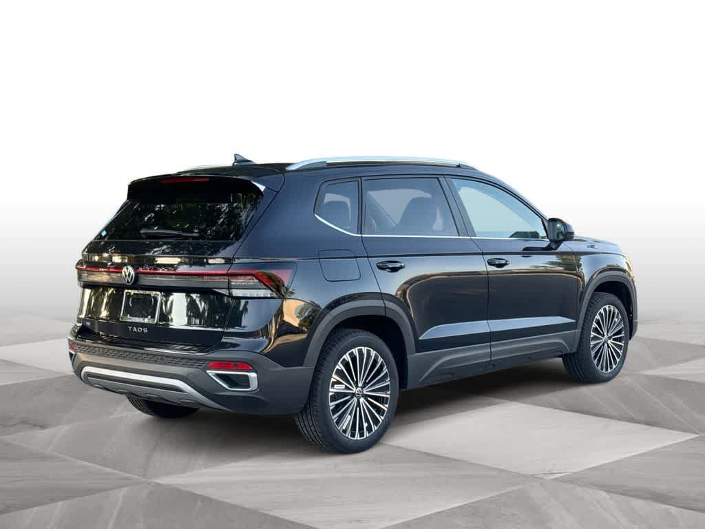 New 2026 Volkswagen Taos SE FWD image 8
