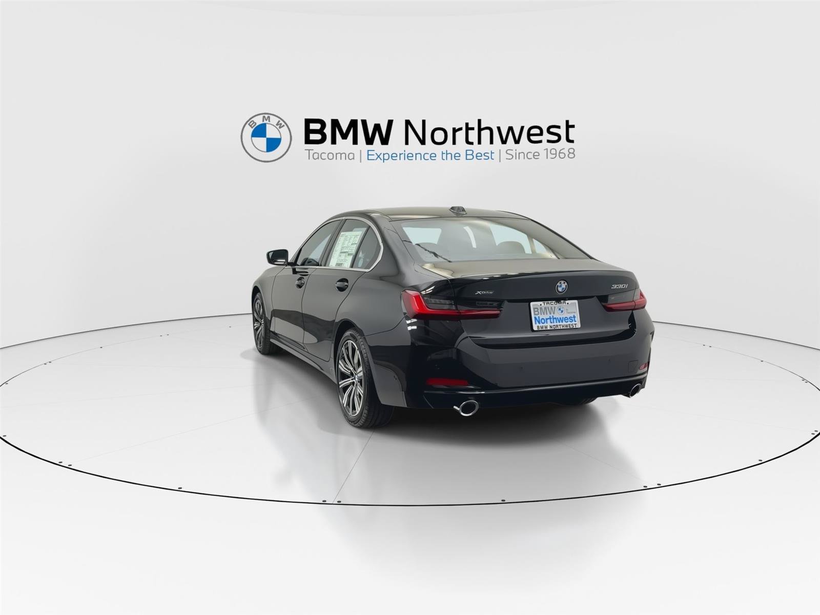 New 2026 BMW 330i xDrive Sedan w/ Convenience Package AWD/4WD image 13