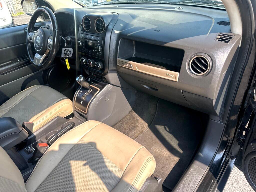 Used 2016 Jeep Compass 75th Anniversary w/ Power Value Group image 39
