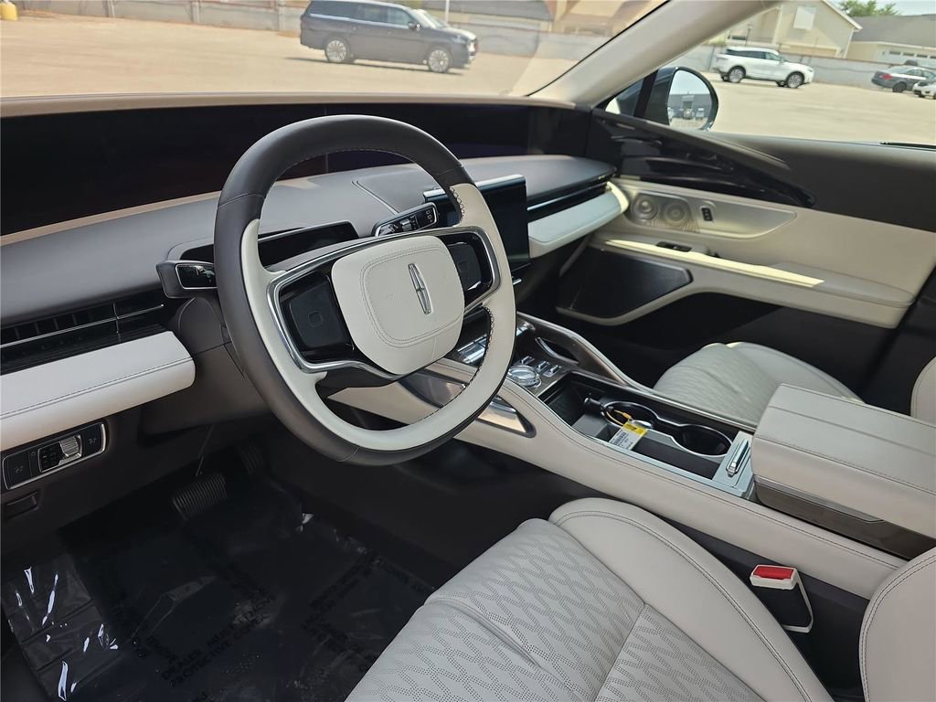 Certified 2024 Lincoln Nautilus Black Label AWD/4WD image 16