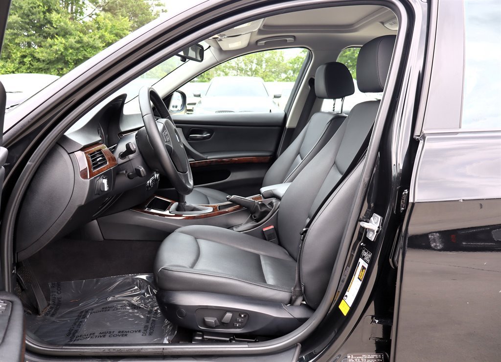 Used 2011 BMW 328i Sedan RWD image 15