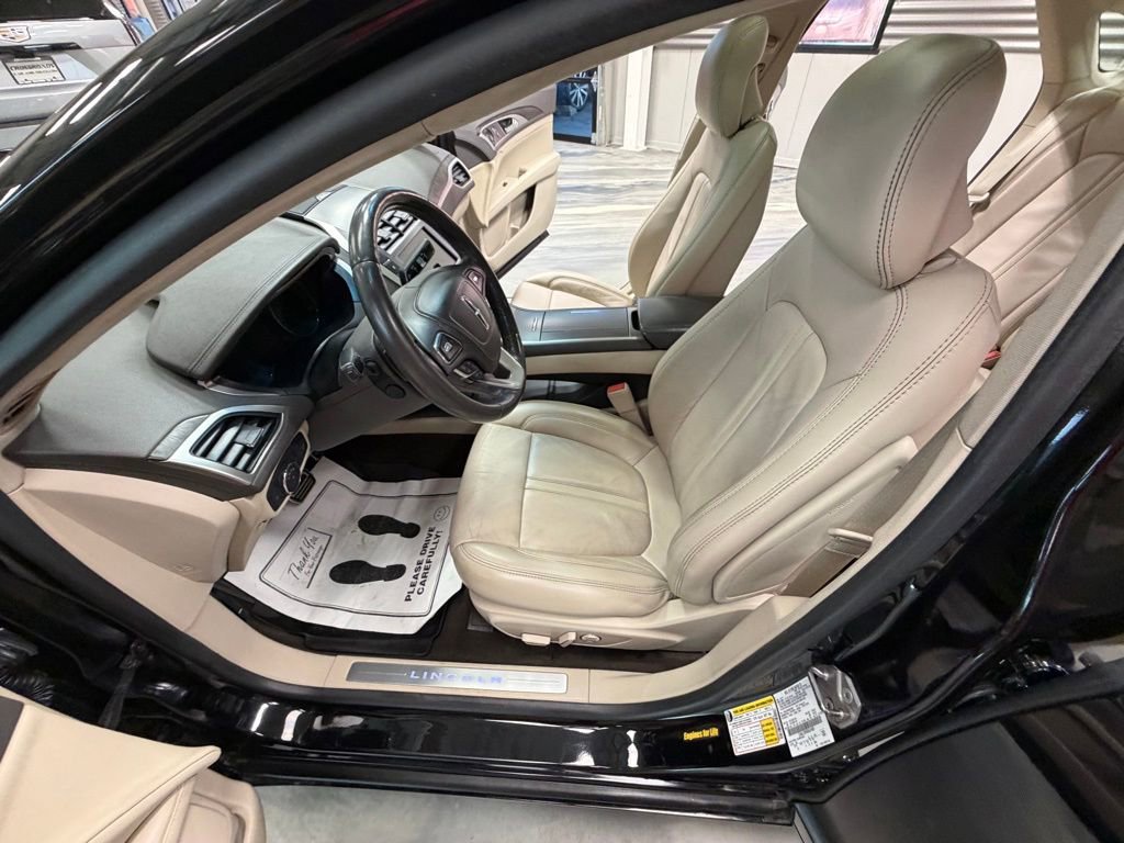 Used 2019 Lincoln MKZ Reserve w/ Reserve Plus Package AWD/4WD image 57