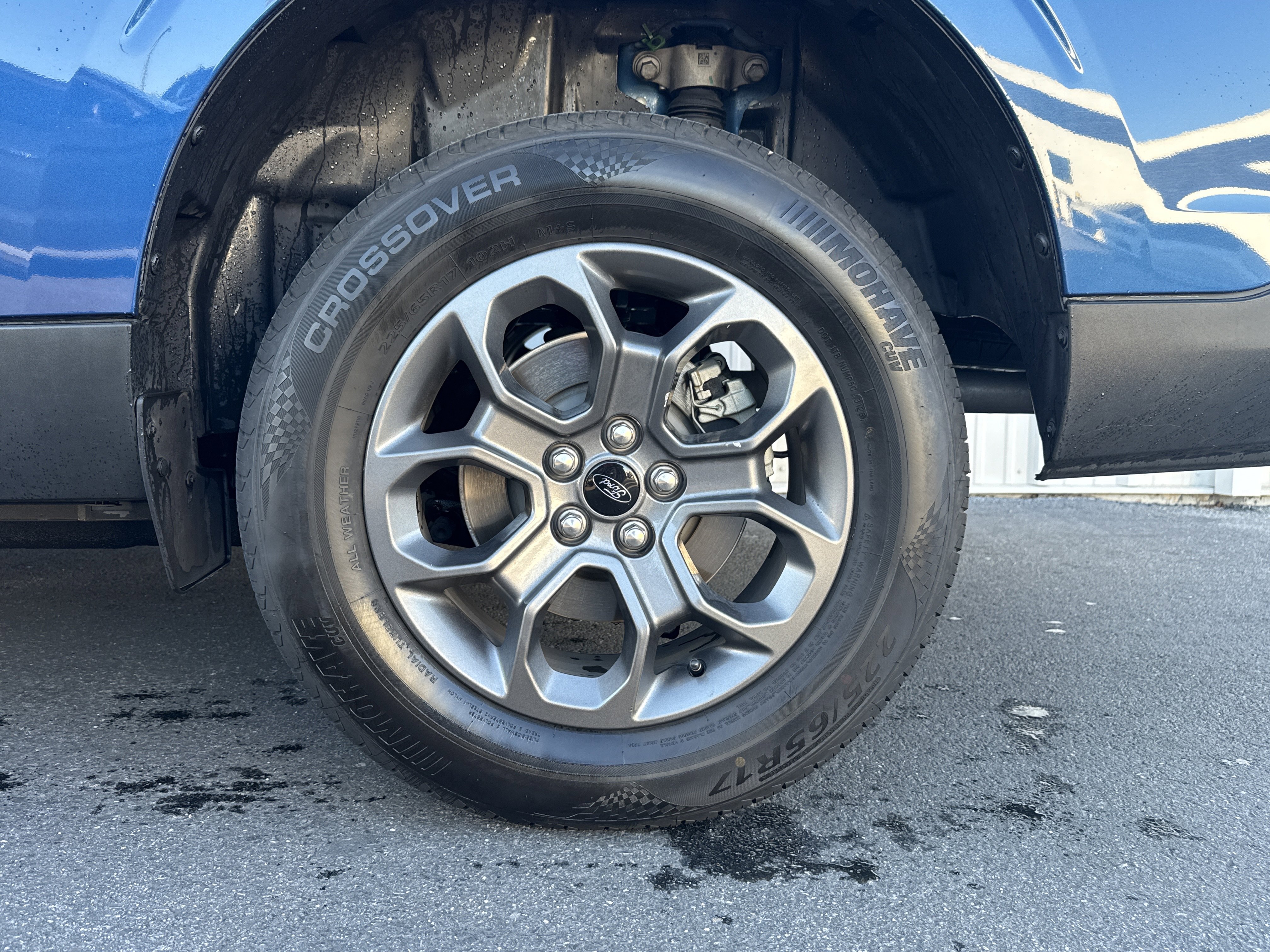 Used 2023 Ford Maverick XLT image 3