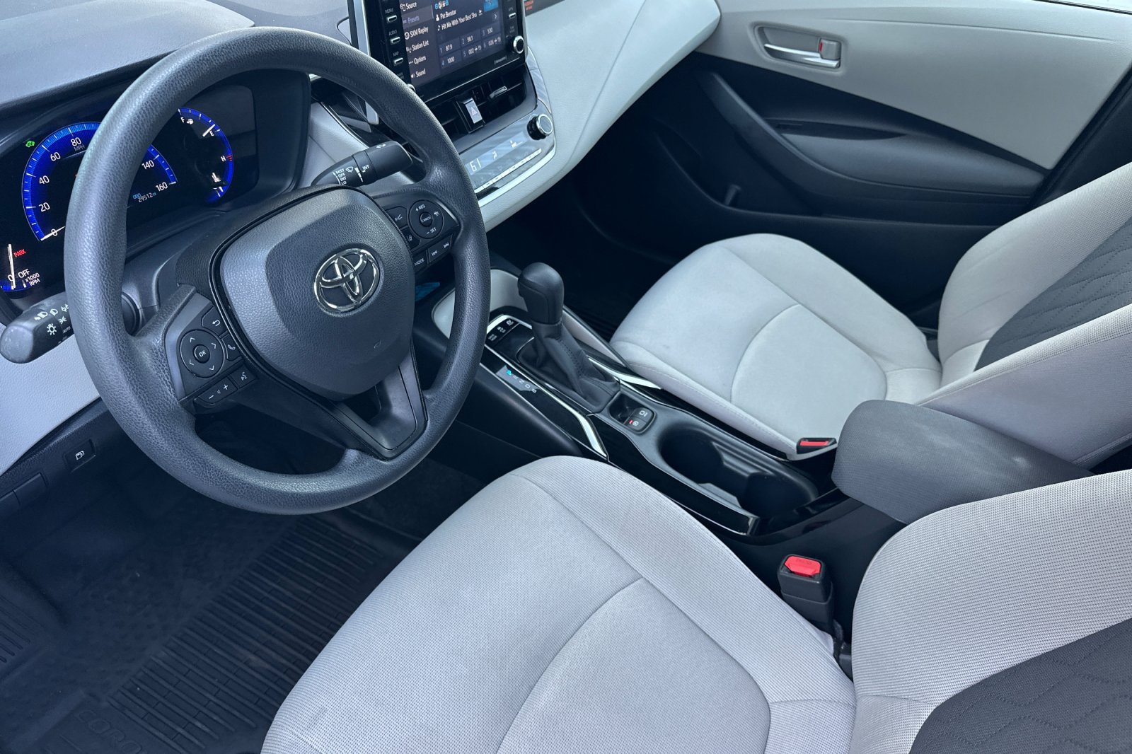 Certified 2021 Toyota Corolla LE w/ Carpet Mat Package (TMS) FWD image 9