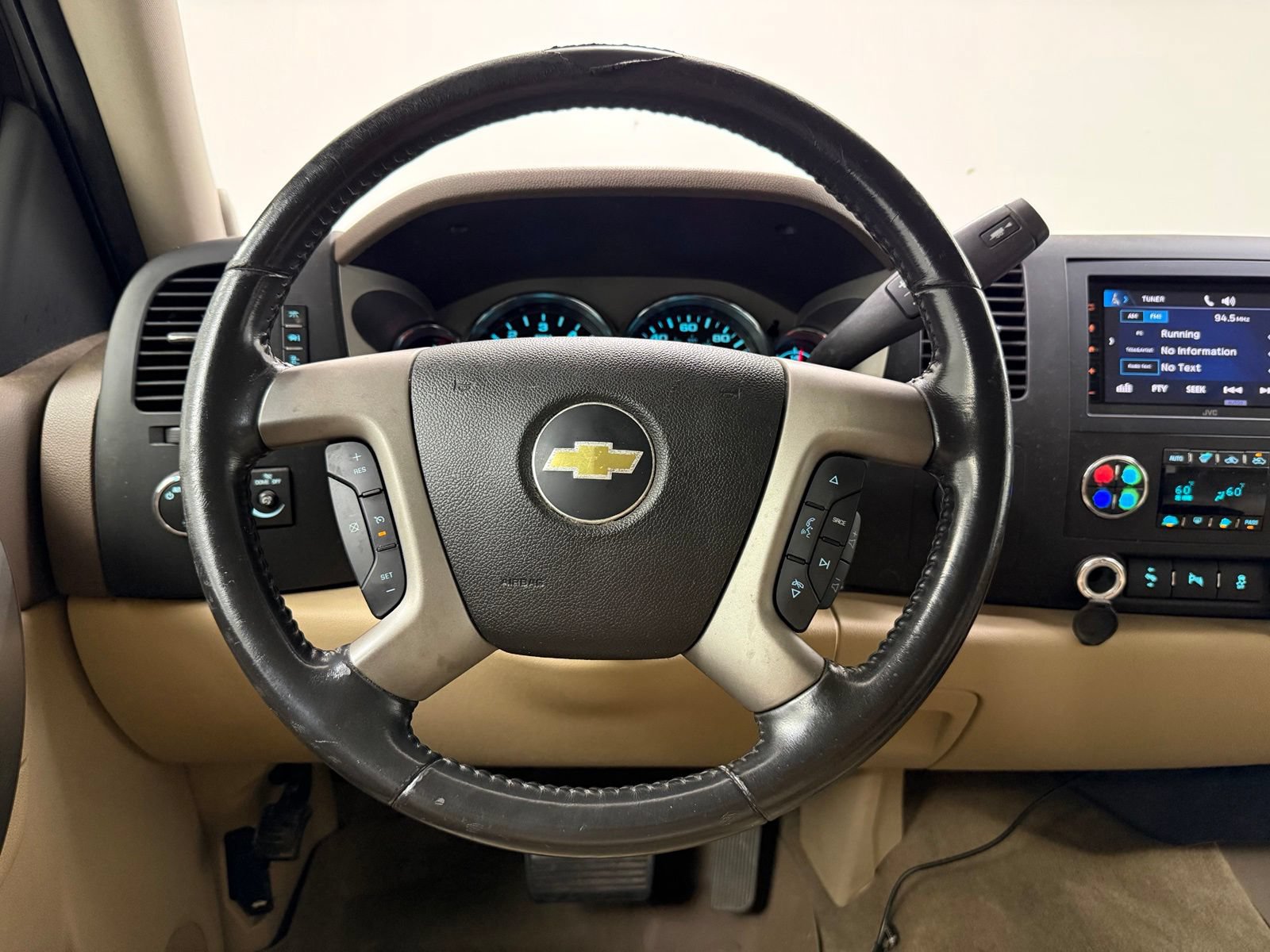 Used 2013 Chevrolet Silverado 1500 LT w/ All-Star Edition AWD/4WD image 19