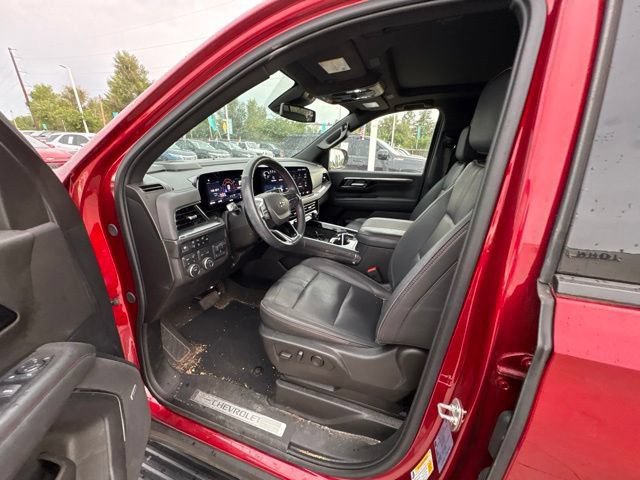 Used 2025 Chevrolet Tahoe RST w/ Comfort Package AWD/4WD image 10