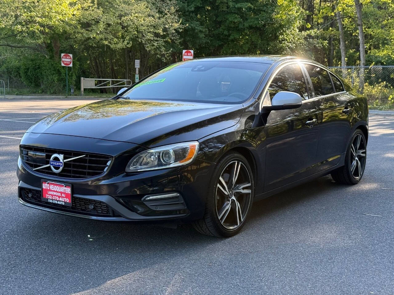 Used 2017 Volvo S60 T6 R-Design Platinum