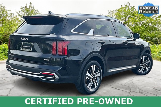 Used 2023 Kia Sorento SX Prestige image 2
