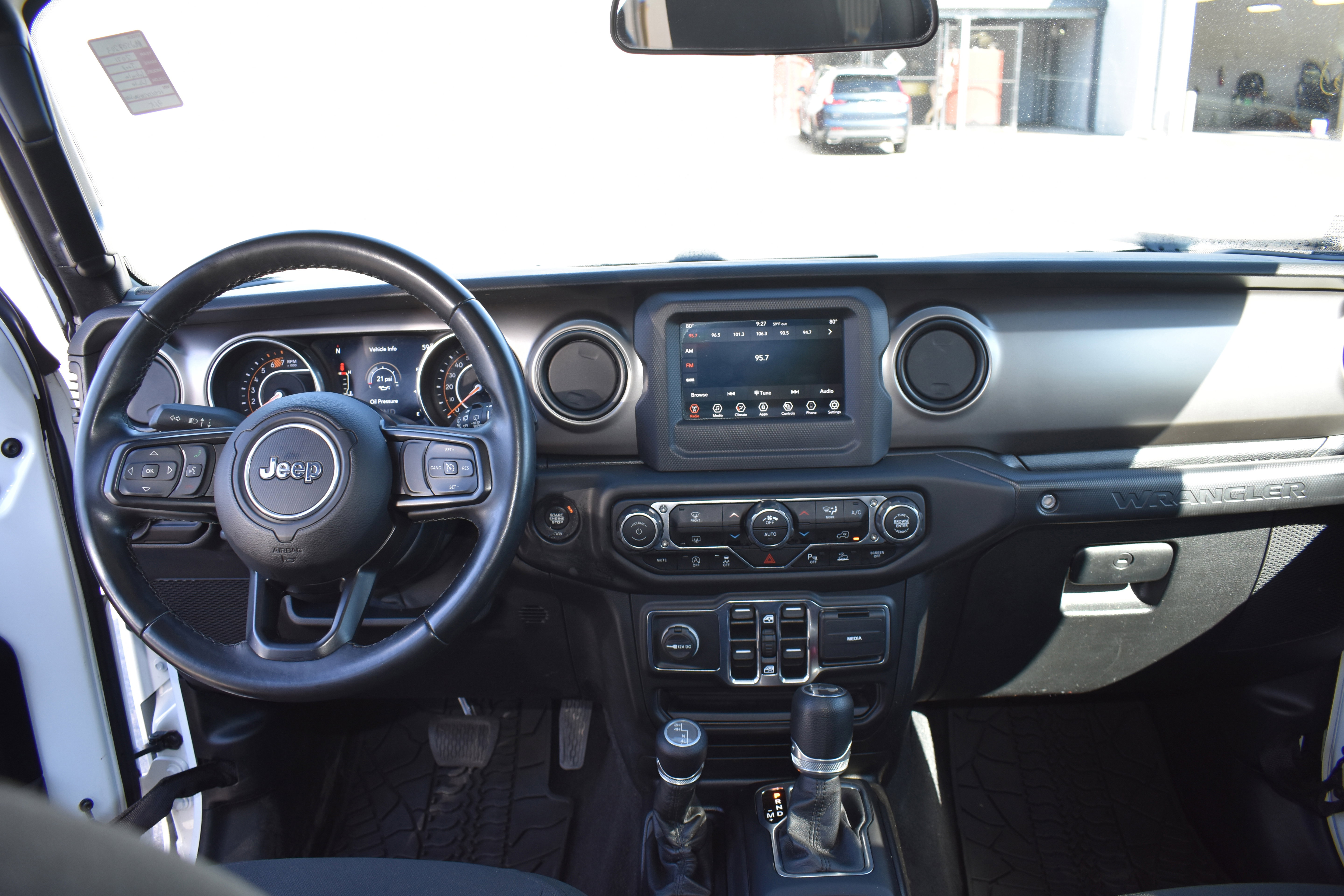 Used 2021 Jeep Wrangler Unlimited Sport AWD/4WD image 32