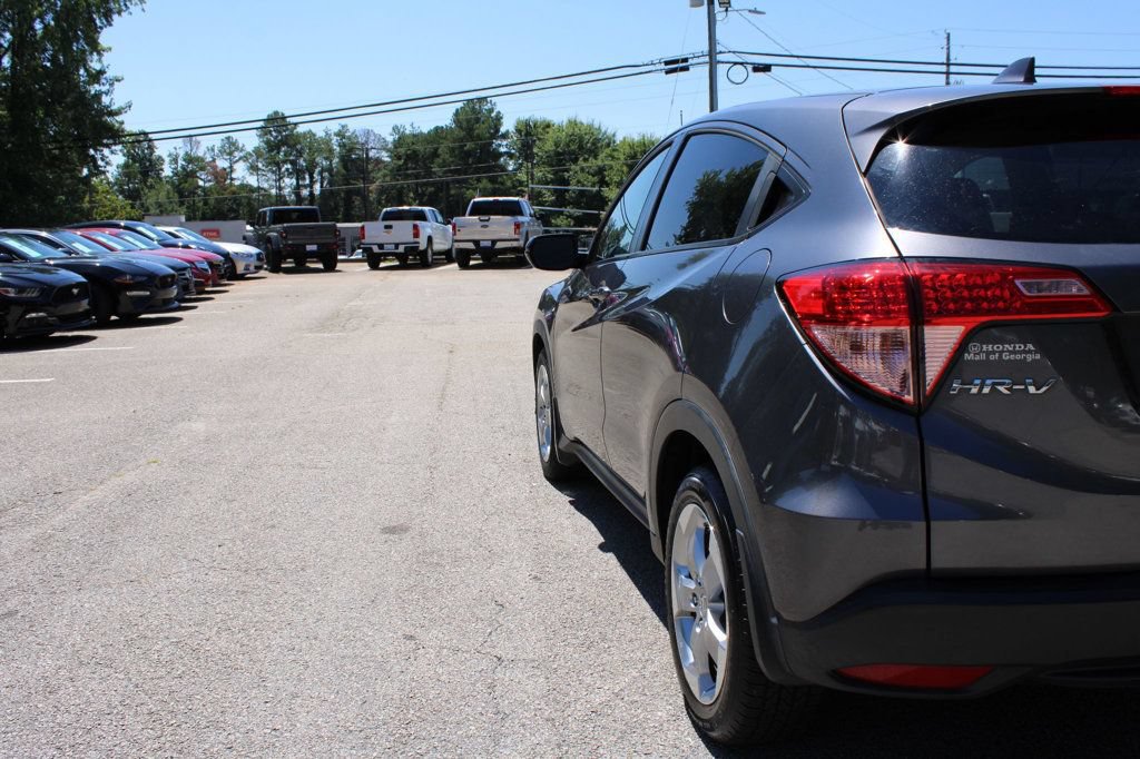 Used 2017 Honda HR-V EX image 32