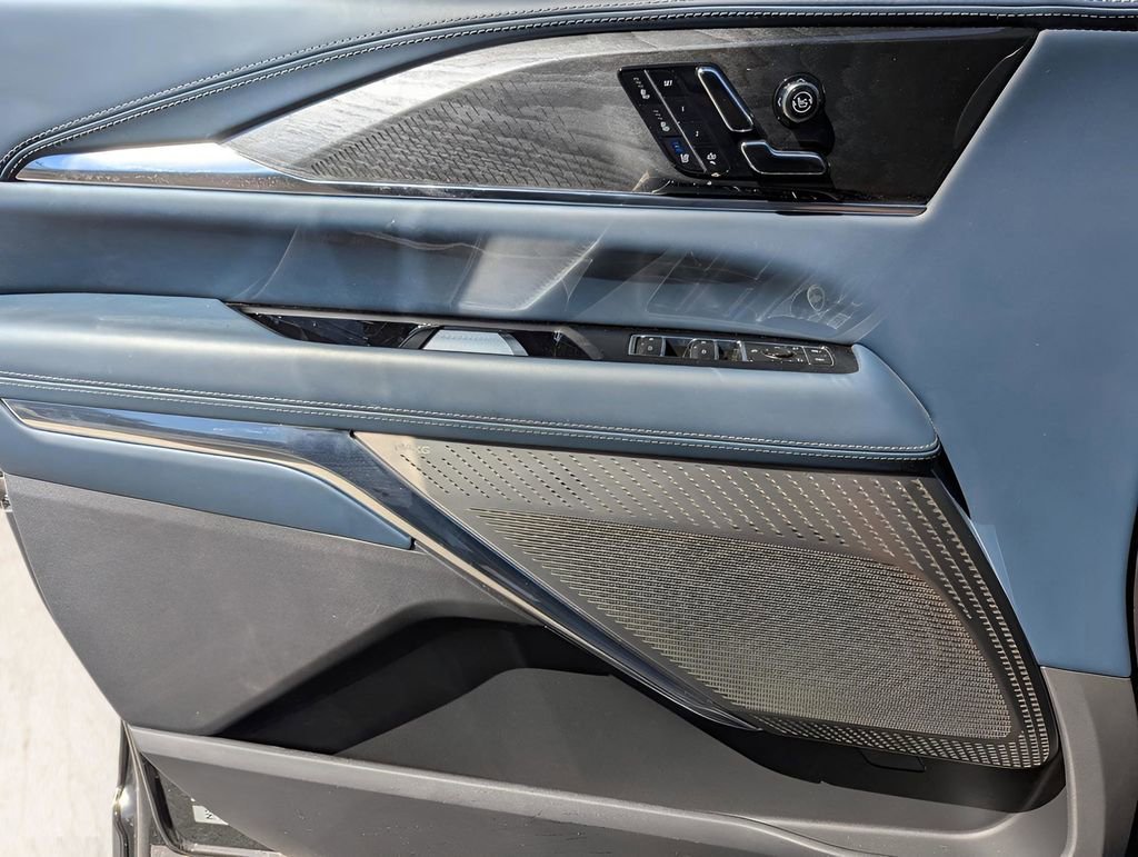 New 2025 Cadillac Escalade IQ Sport 2 AWD/4WD image 11