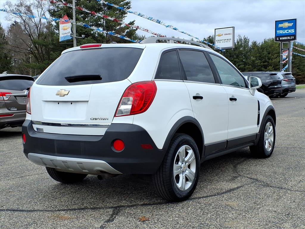 Used 2014 Chevrolet Captiva Sport LS image 16