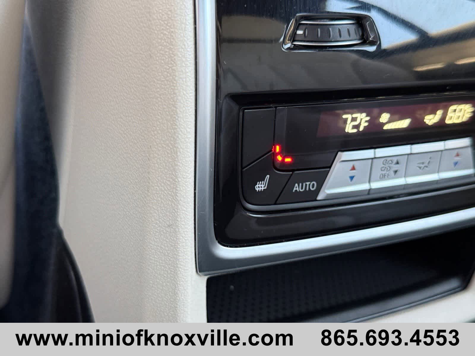 Used 2022 BMW X7 xDrive40i w/ M Sport Package AWD/4WD image 22