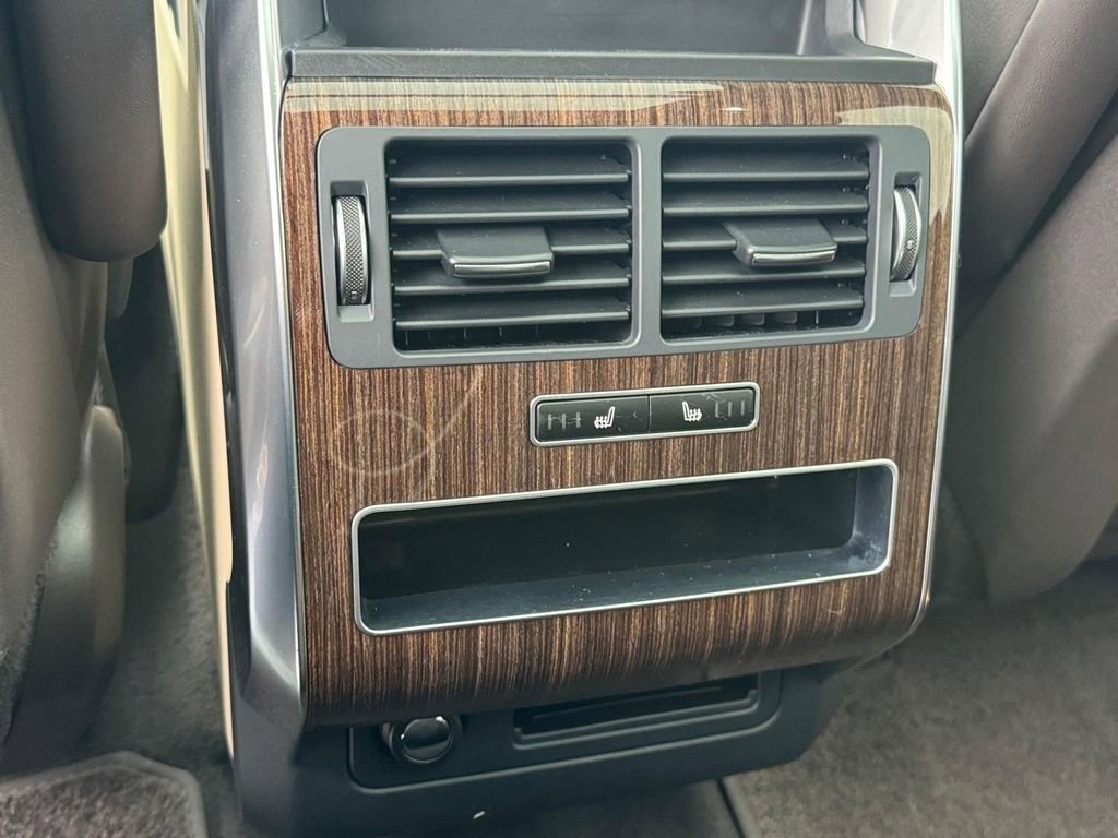 Used 2014 Land Rover Range Rover Sport HSE image 10