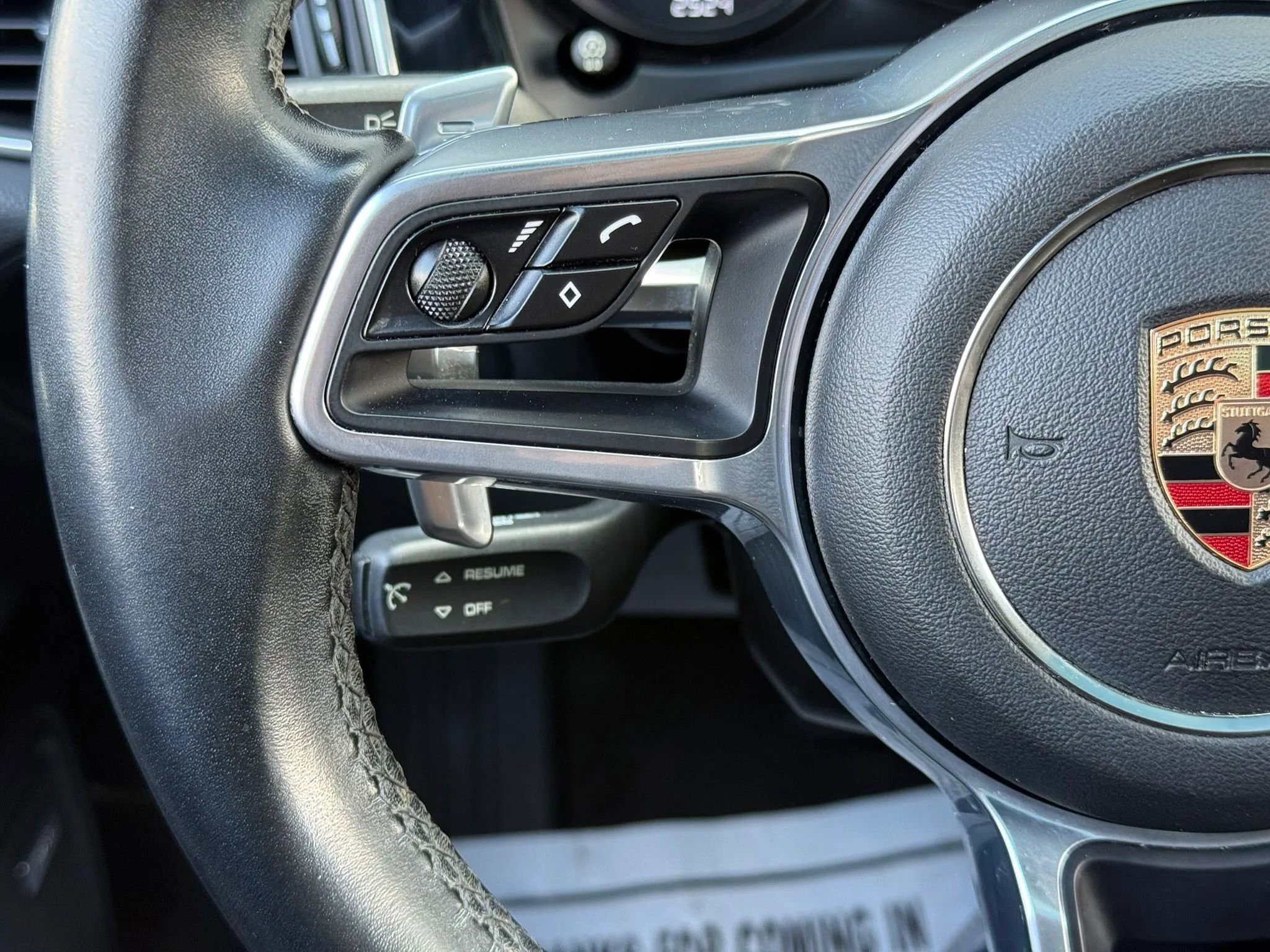 Used 2017 Porsche Macan AWD/4WD image 19