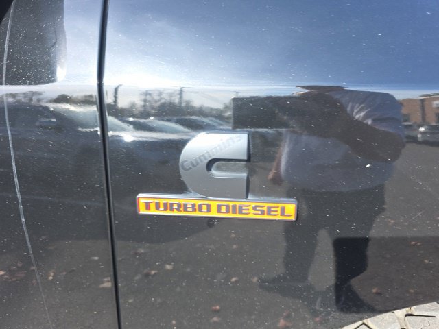 Used 2025 RAM 3500 Laramie w/ Night Edition AWD/4WD image 15