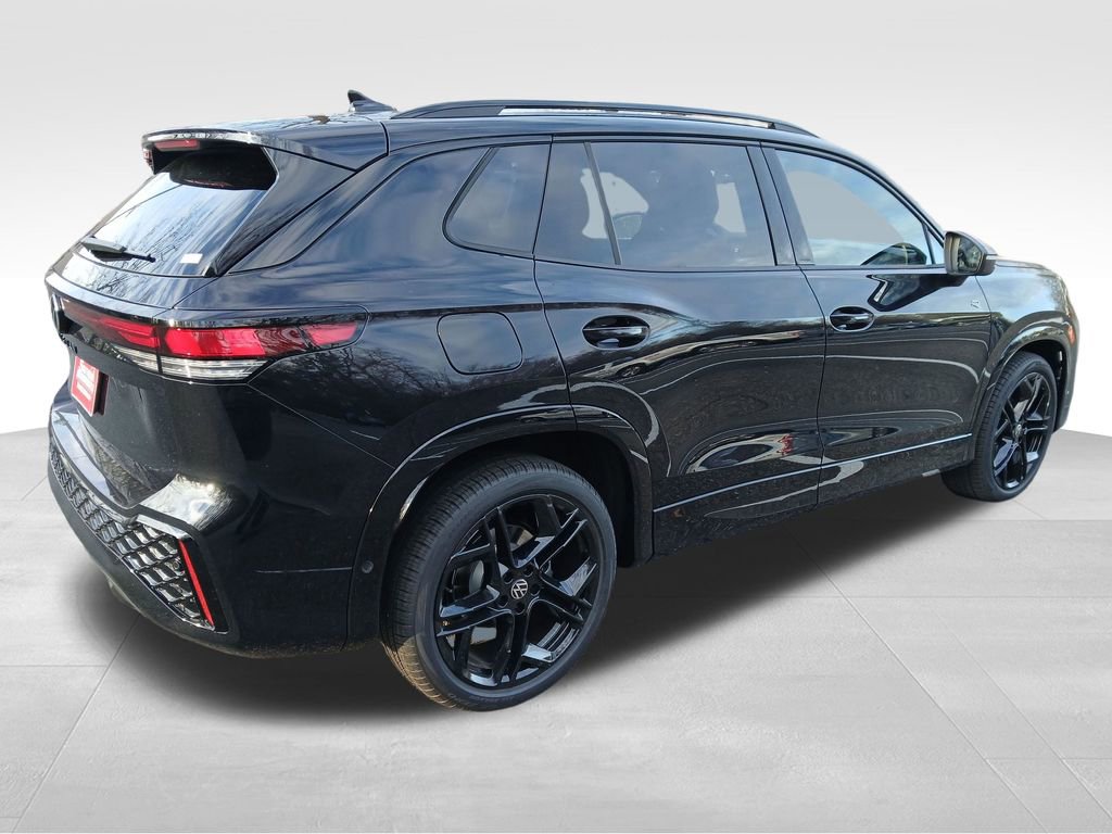 New 2026 Volkswagen Tiguan SE R-Line image 5