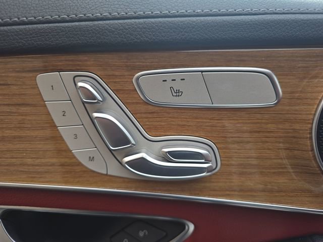 Used 2018 Mercedes-Benz GLC 300 4MATIC Coupe image 32