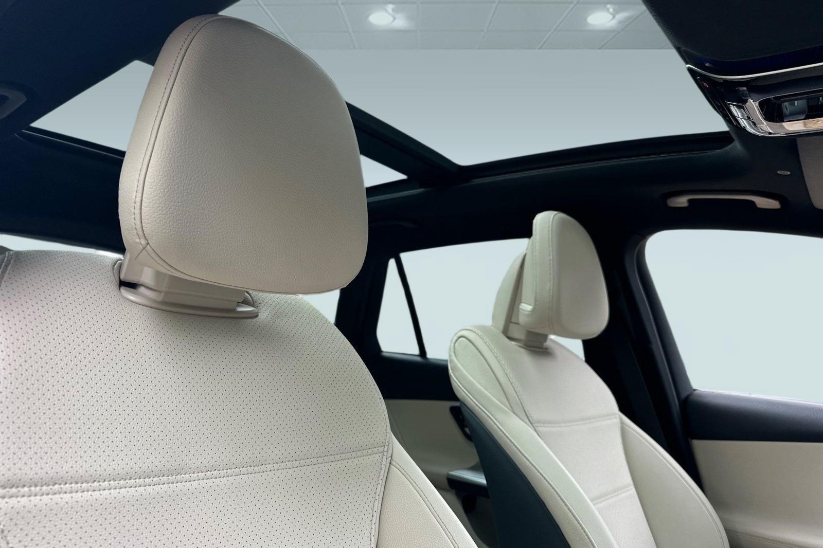 Certified 2025 Mercedes-Benz GLC 350e 4MATIC image 26