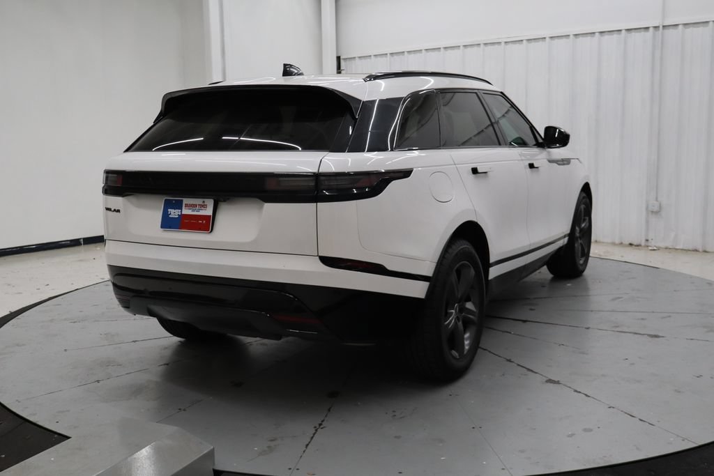 Used 2025 Land Rover Range Rover Velar Dynamic SE AWD/4WD image 3