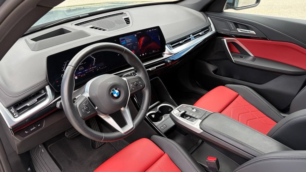 Certified 2025 BMW X1 xDrive28i w/ Technology Package AWD/4WD image 11